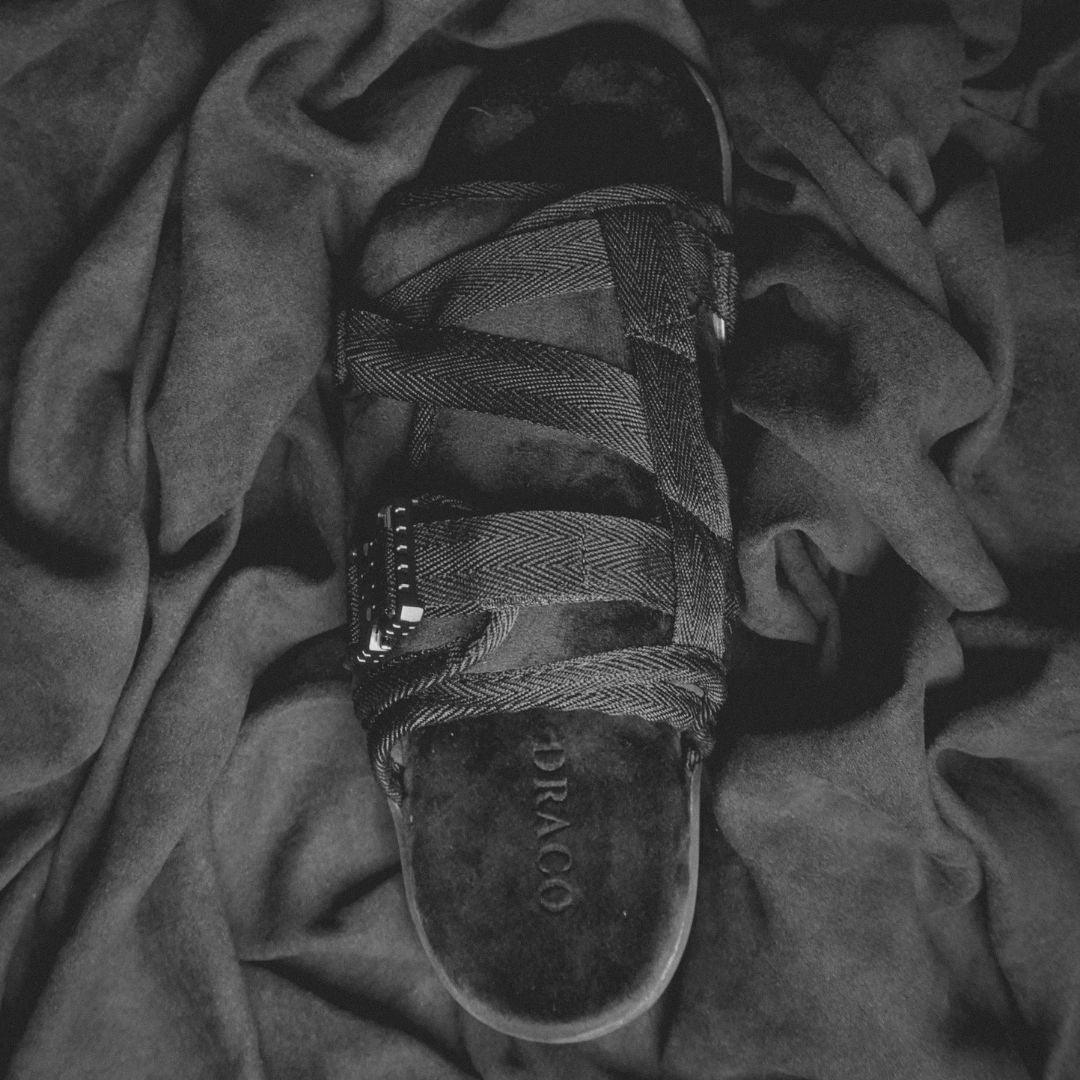 Black Phantom DracoSlides
