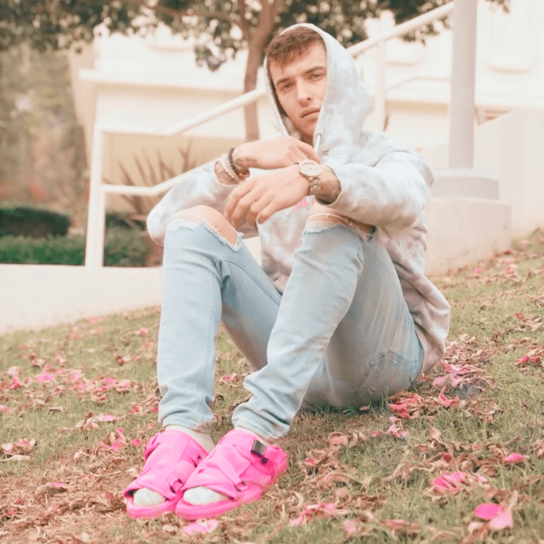 Bubblegum Pink Dracos
